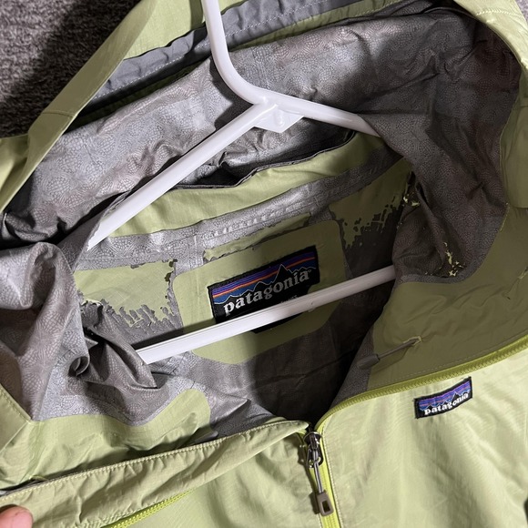 Patagonia H2NO Jacket Womens Large Green Hooded Lightweight Rain Shell Coat READ - Picture 4 of 10